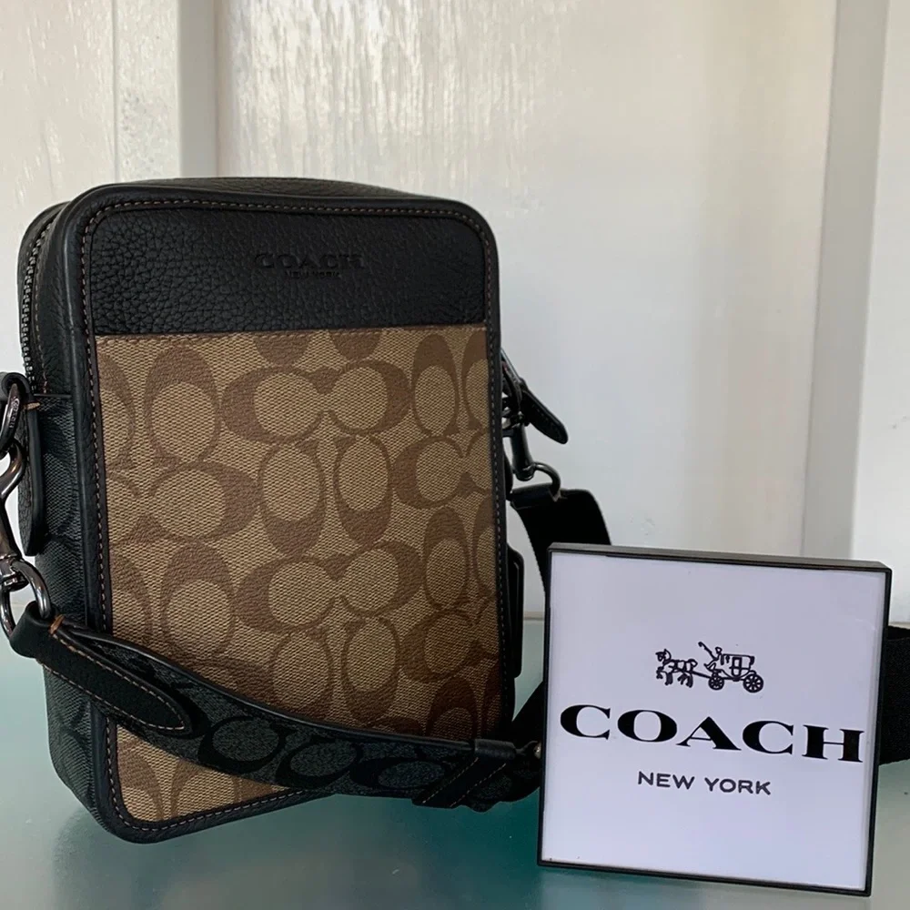 Coach Sullivan Crossbody In Blocked Signature NWOT - Picture 1 of 17